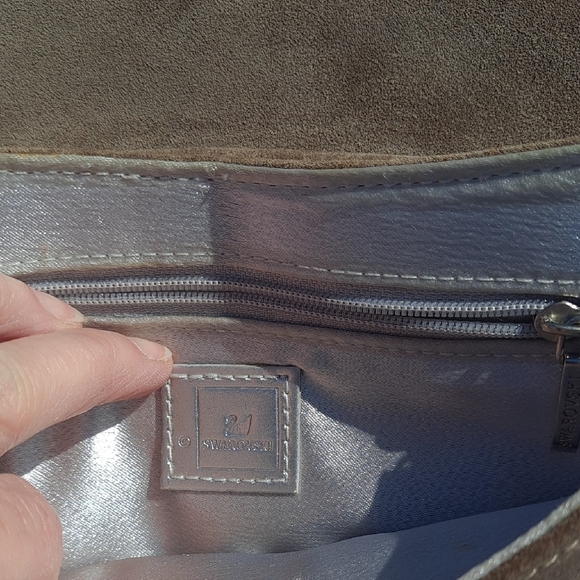 Elegant Tan Suede Clutch with Floral Accent By Swarvoski. - Picture 4 of 9